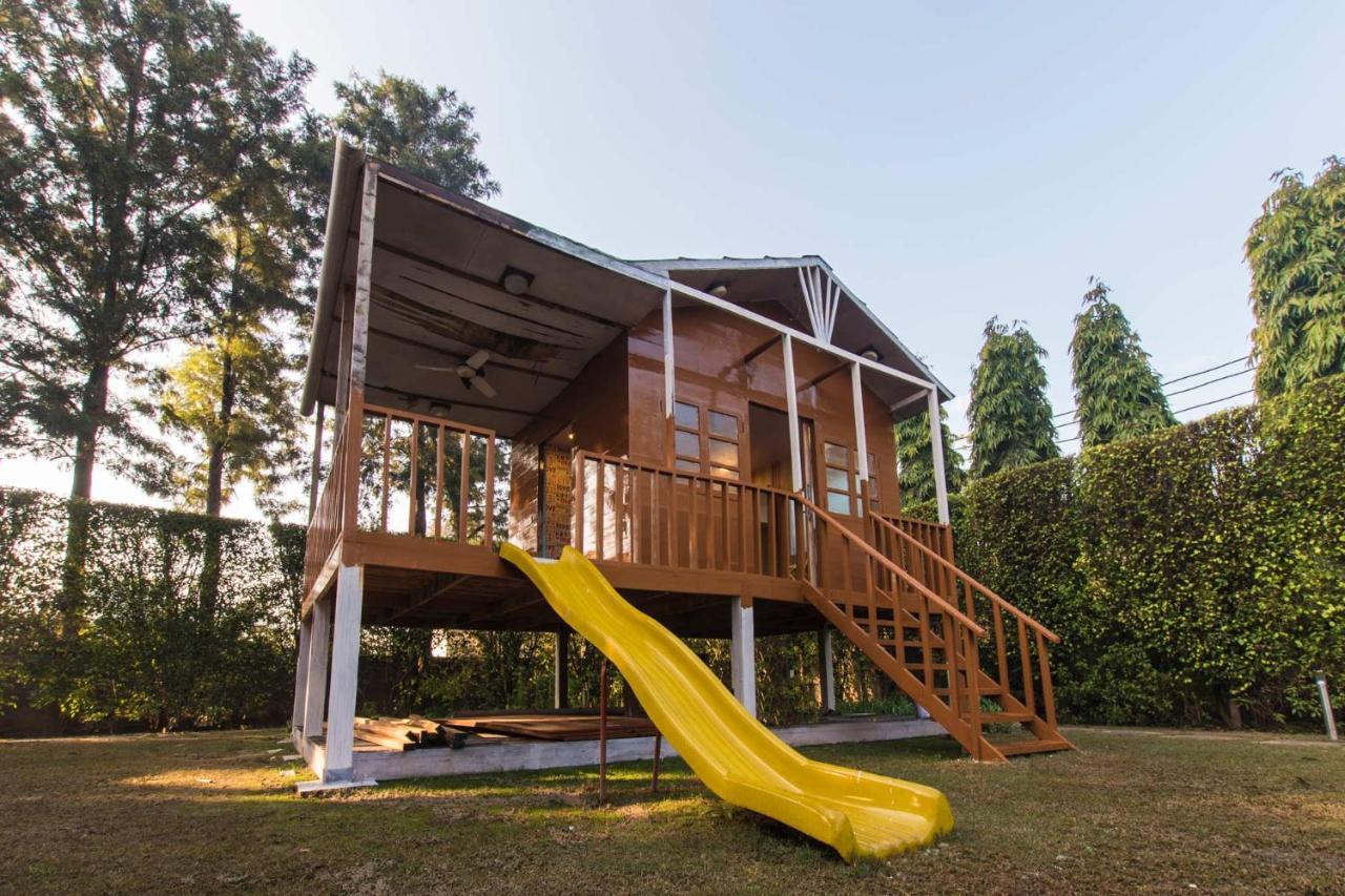 Stayvista At The Banyan Abode With Pool Table, Pet Friendly & Outdoor Pool Manesar Zewnętrze zdjęcie