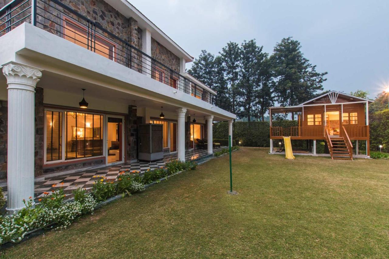 Stayvista At The Banyan Abode With Pool Table, Pet Friendly & Outdoor Pool Manesar Zewnętrze zdjęcie